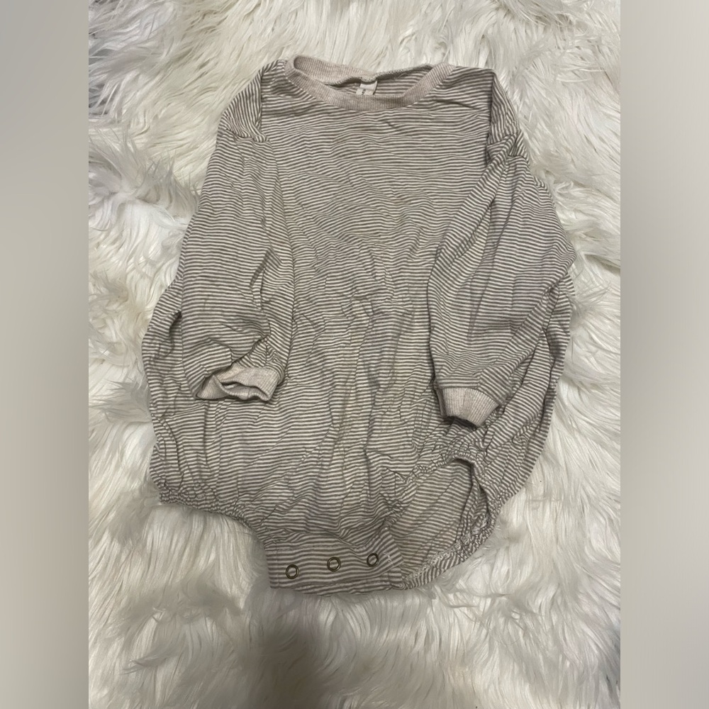 Story of La.Camel romper bodysuit onesie🤍
